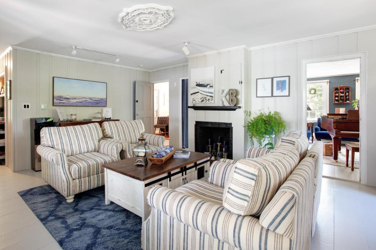 Yarmouth Port Inn On Main מראה חיצוני תמונה