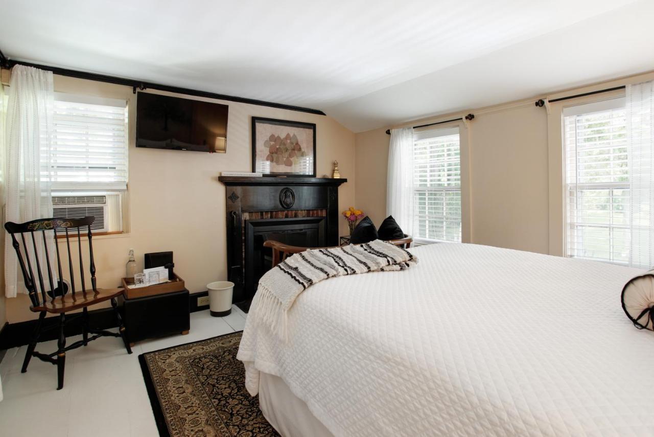 Yarmouth Port Inn On Main מראה חיצוני תמונה